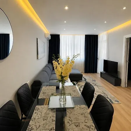 Aura Luxury 01 Tirana